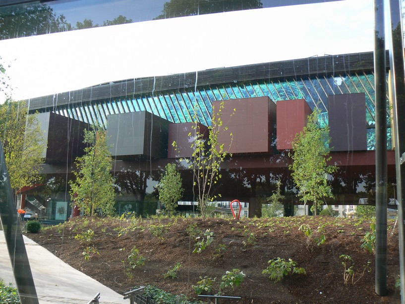 cote quai brandy: exterieur musee quai branly 010